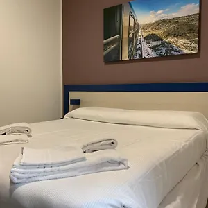 https://guesthouse-ughetti-21.taorminaitalyhotels.com