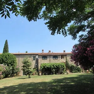 https://residenza-santa-maria-in-borraccia.it-tuscanyhotel.com